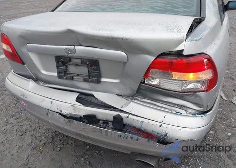 2004 Volvo S40 1.9T из США, поврежденный, VIN YV1VS27524F037190